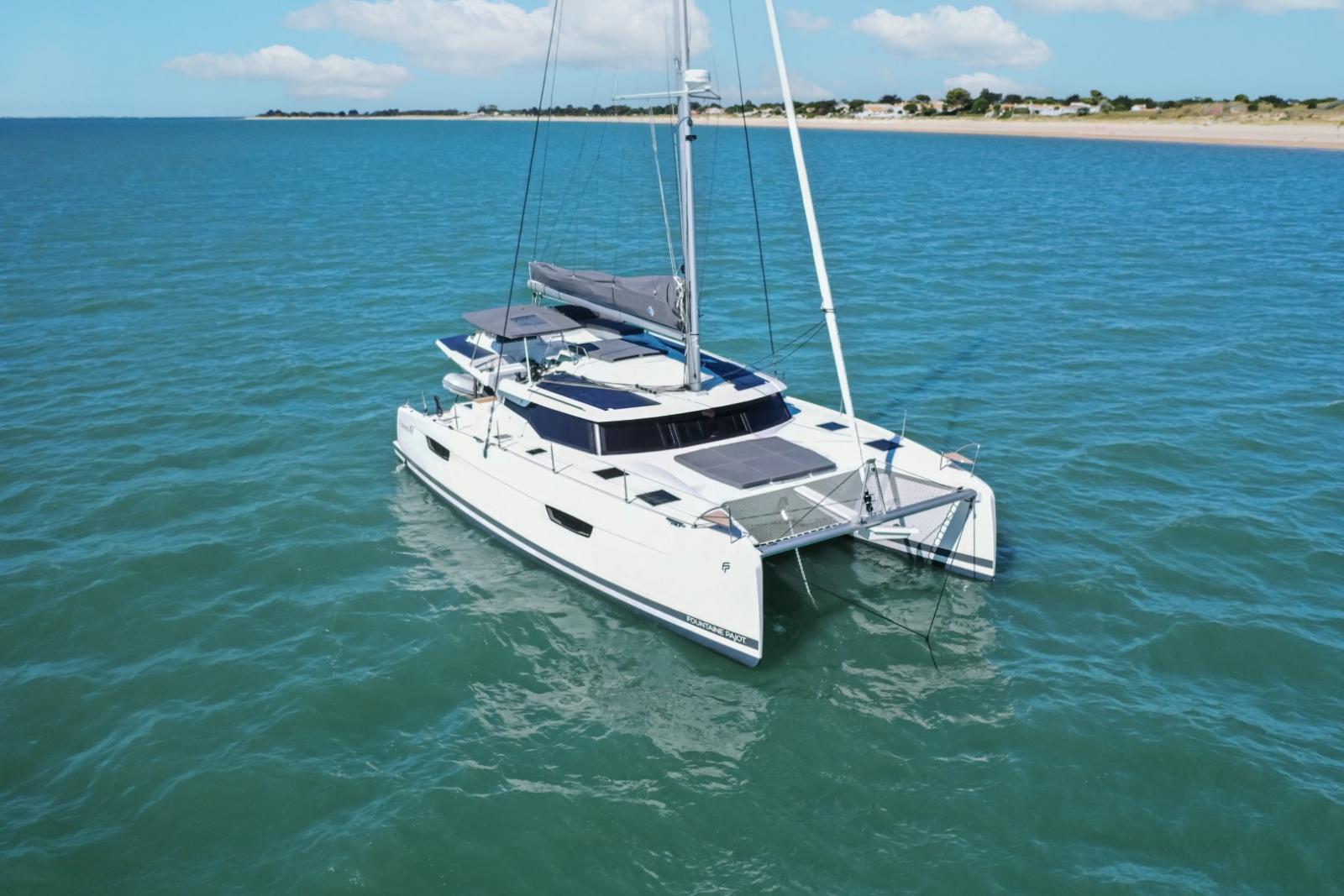 FOUNTAINE PAJOT TANNA 47